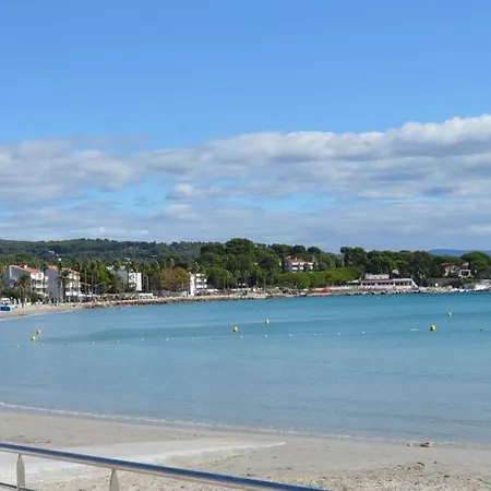 Chez Hugo Confortable Clim, Wifi, Parking, Centre Ville, Commerces, Port, Plages A Pieds Appartement La Ciotat